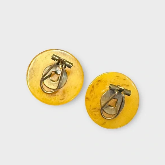 Vintage 1950’s Bakelite Clip On Earrings In a Butterscotch Colour - Picture 5 of 6